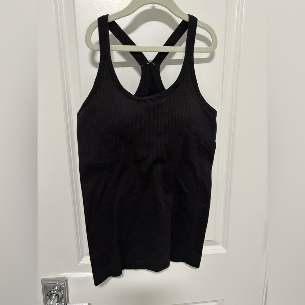 Lululemon Ebb to street tank
